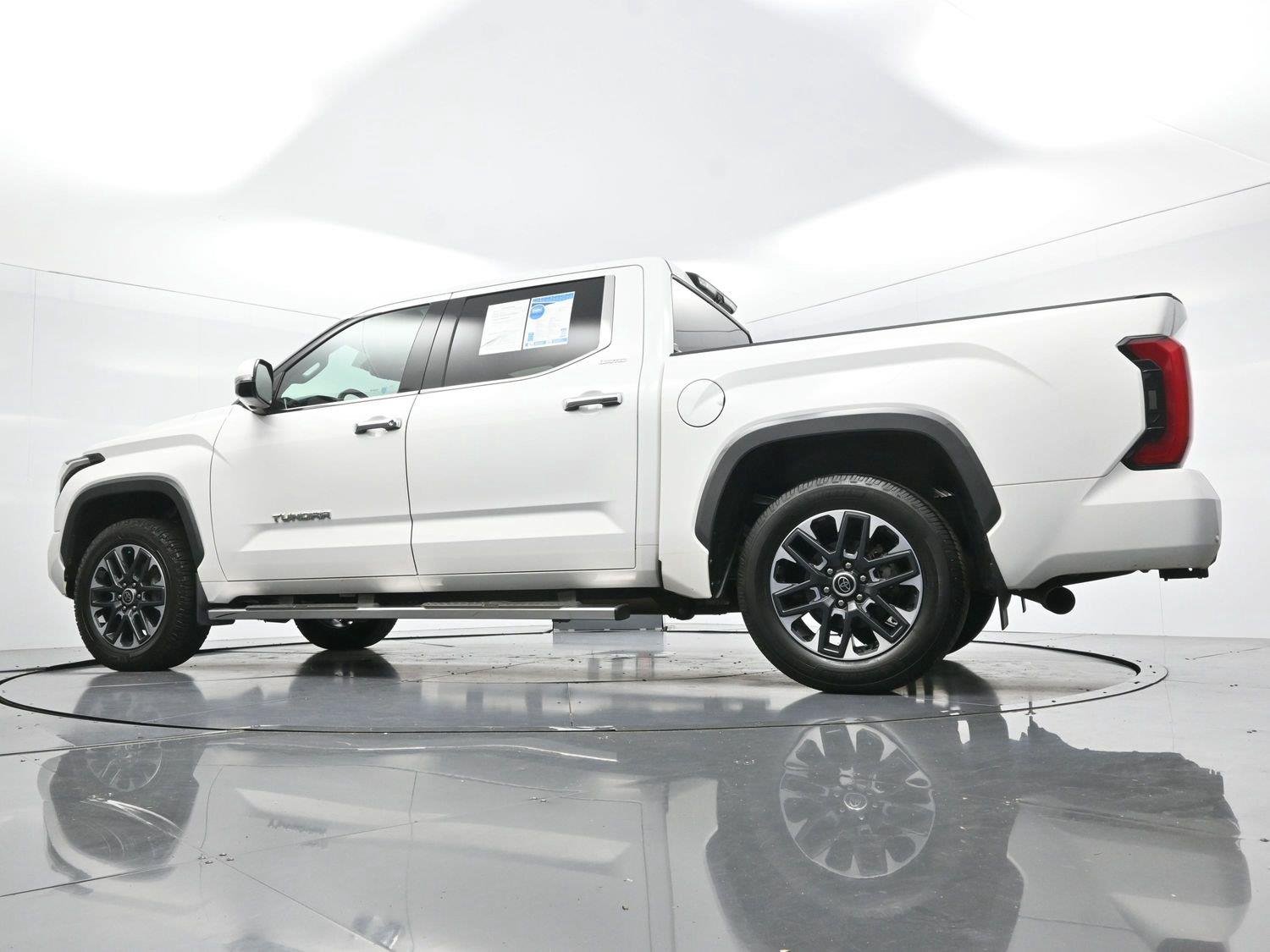 Used 2023 Ice Cap Toyota Limited image 50