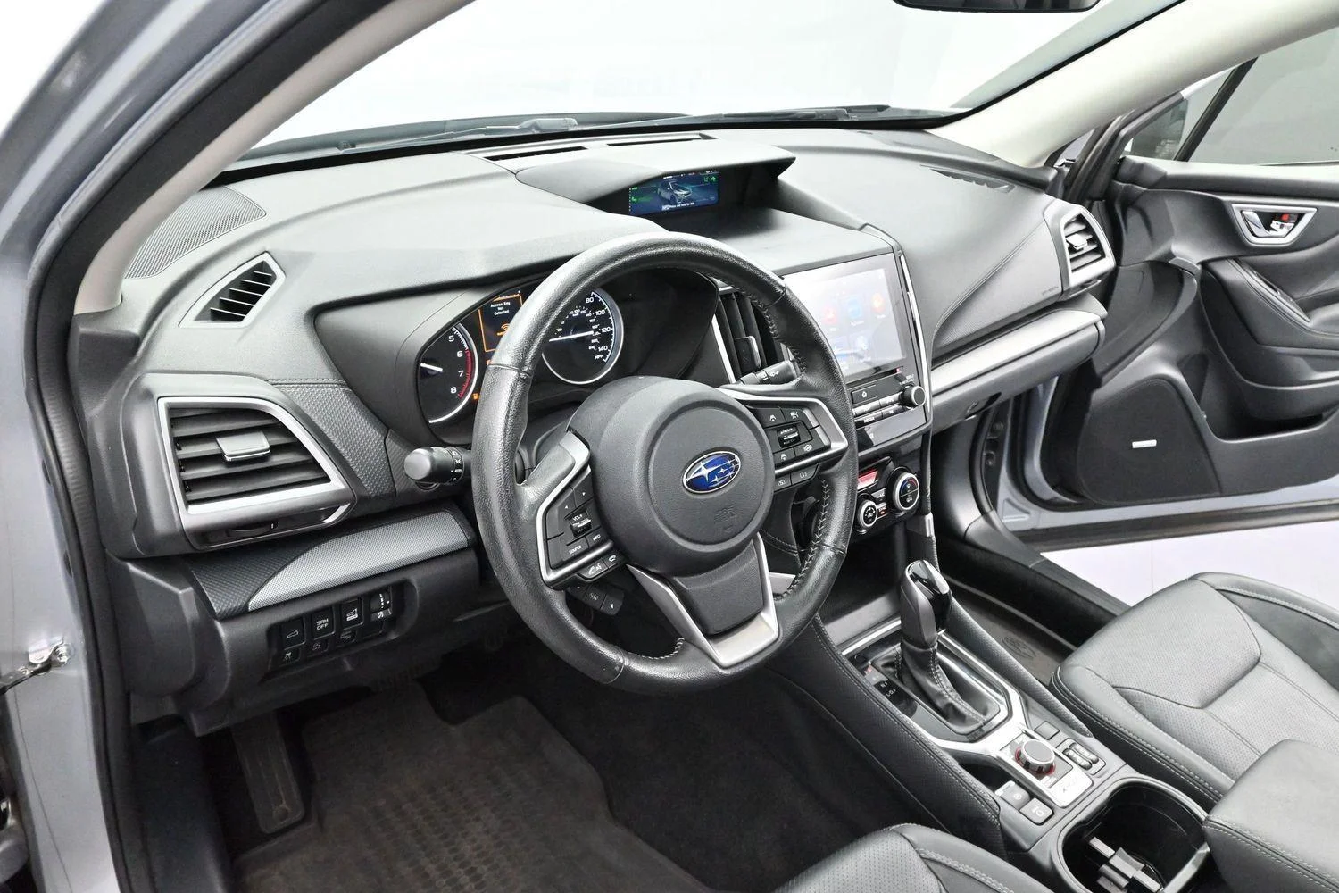 Used 2020 Ice Silver Metallic Subaru Limited image 12