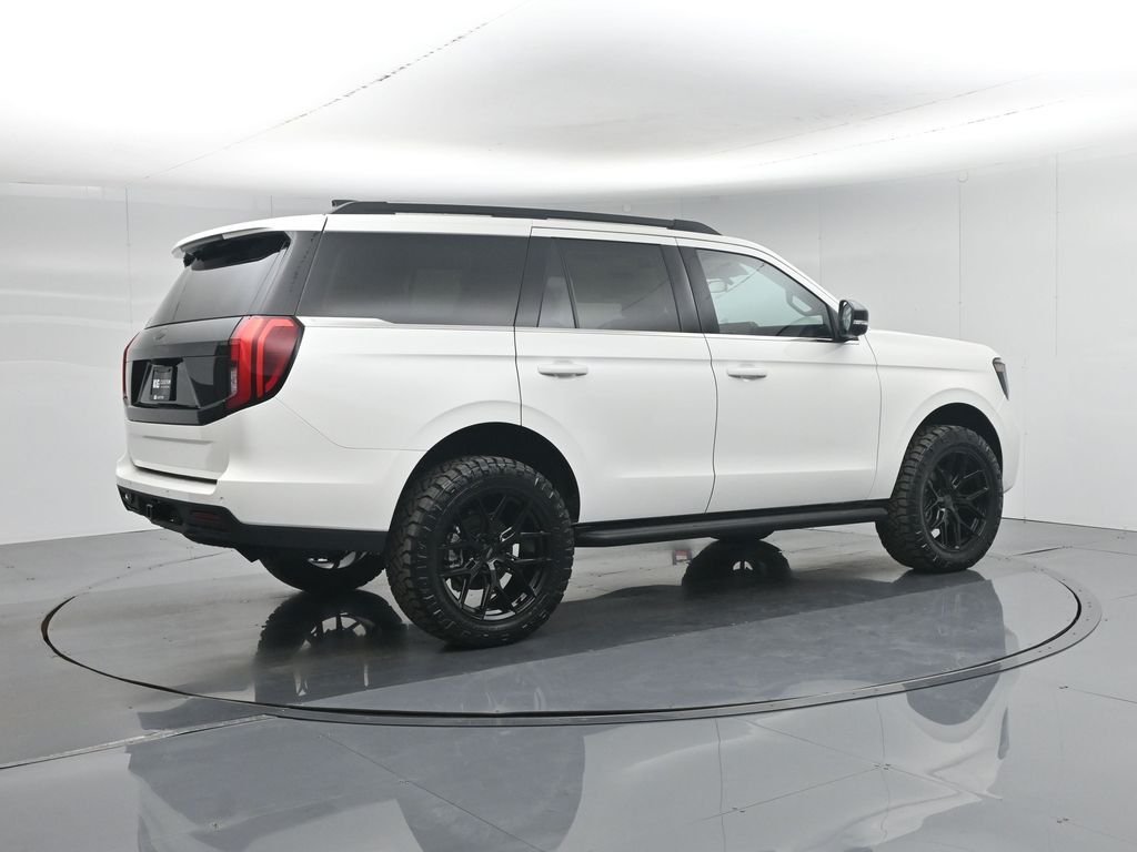 New 2026 Star White Metallic Tri-Coat Ford Active image 28