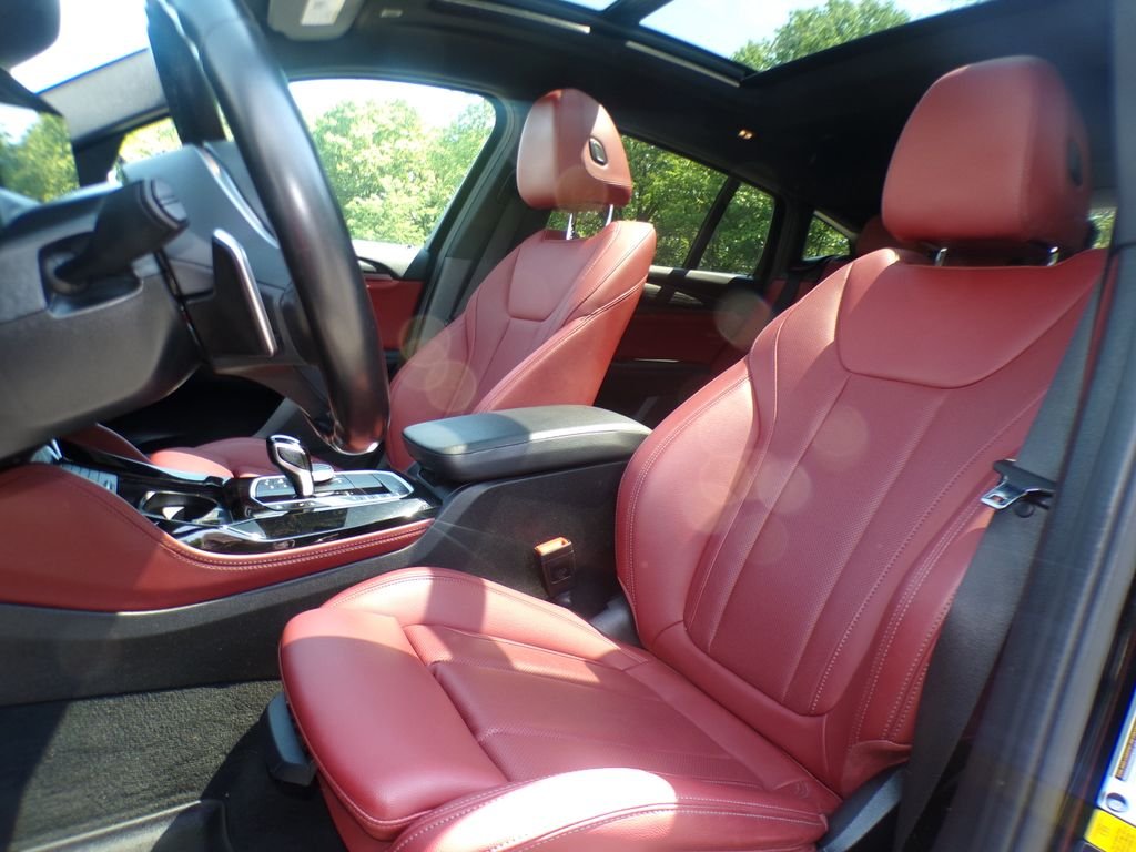 Certified Used 2023 Black Sapphire Metallic BMW xDrive30i image 5