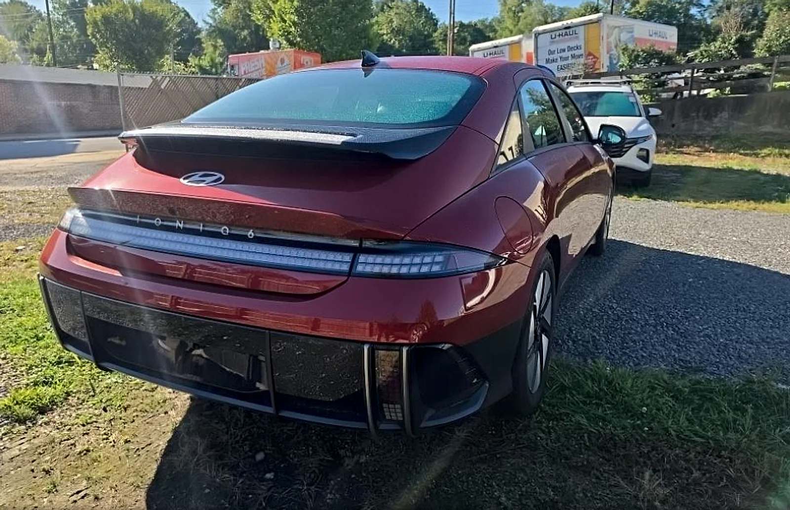 Used 2024 Ultimate Red Hyundai SE image 5
