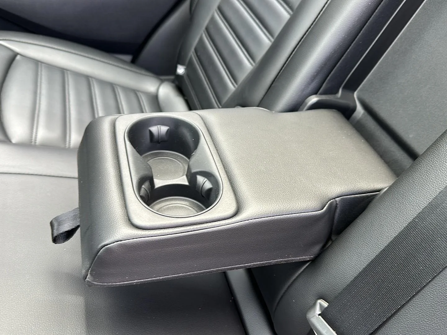 Used 2019 Blue Metallic Ford SEL image 28