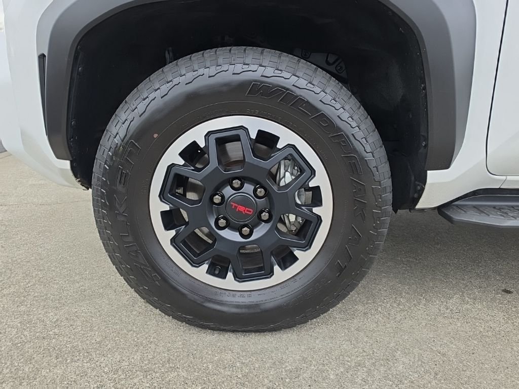 2025 Toyota 4Runner TRD Off-Road - Photo 37