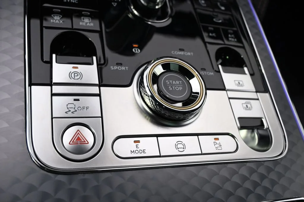 Used 2025 Q9l Bentley Black Edition image 35