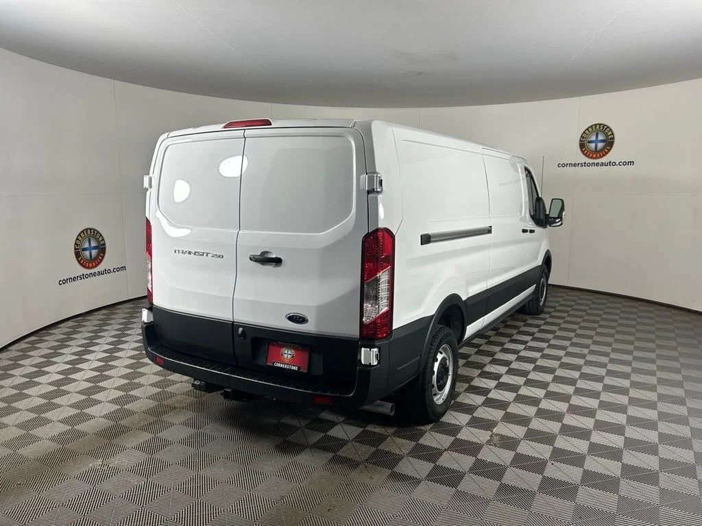 2025 Ford Transit Van Base - Photo 14