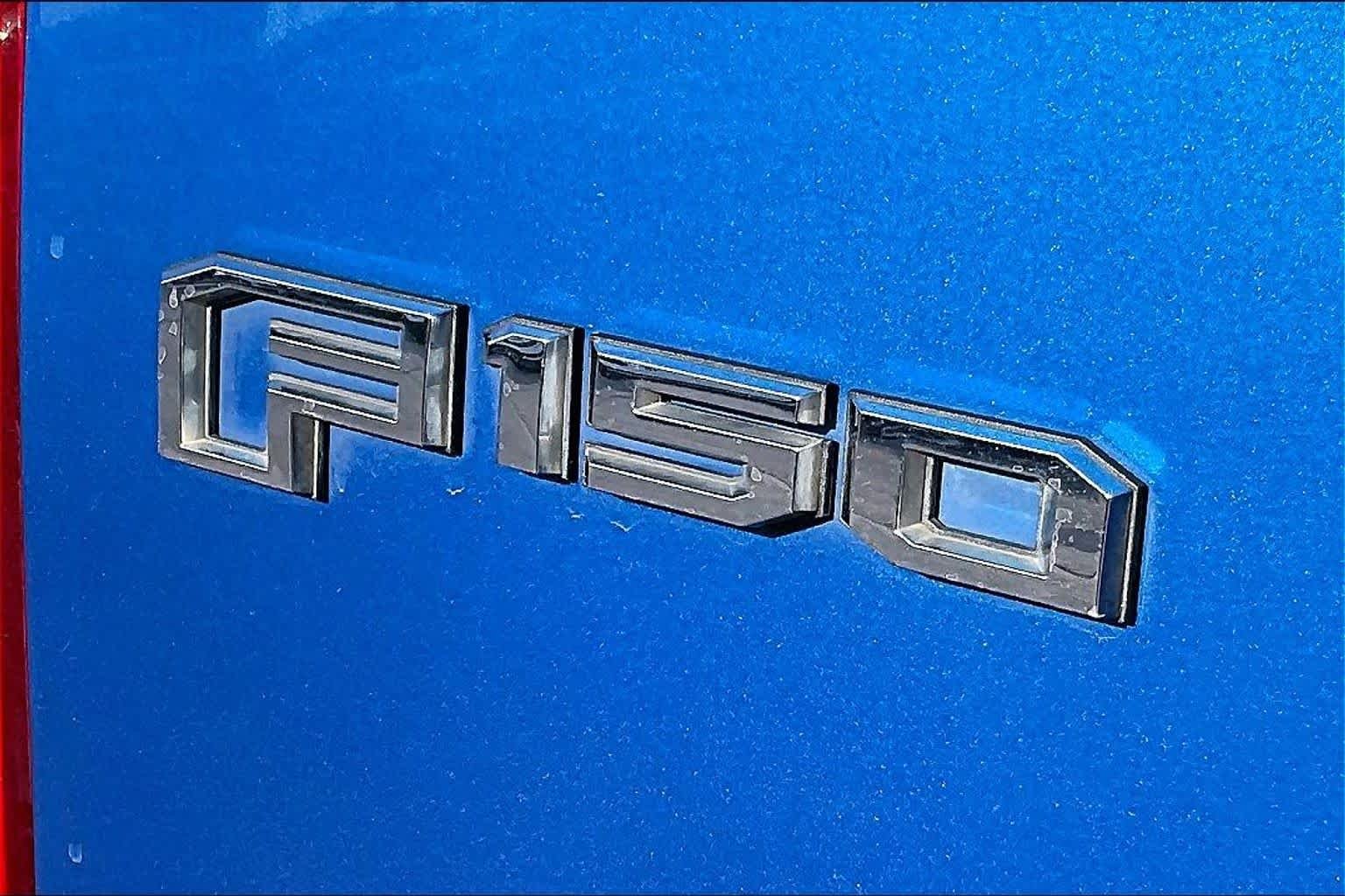Used 2016 Blue Flame Metallic Ford XLT image 27