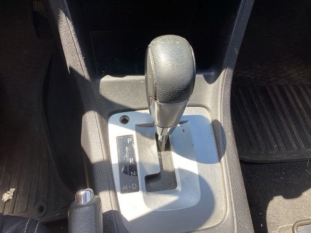Used 2014 Dark Gray Metallic Subaru 2.0i Limited image 27
