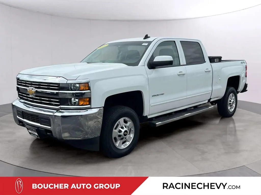2017 Chevrolet Silverado HD LT 4WD Crew Cab Standard Box's photo