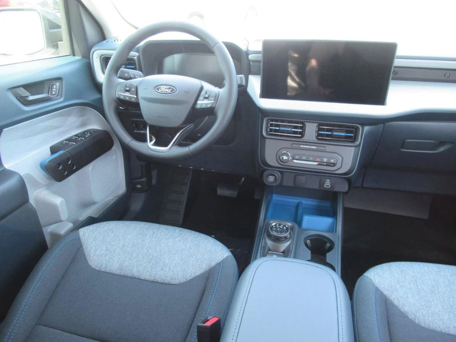 New 2026 Oxford White Ford XLT image 14