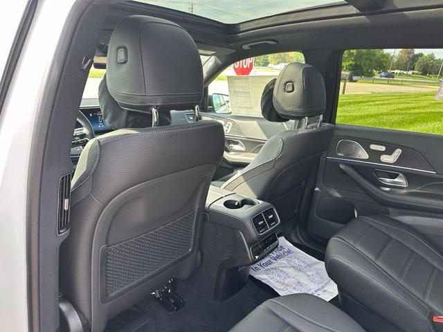 New 2026 MANUFAKTUR Moonlight White Magno Mercedes-Benz GLS 450 image 59