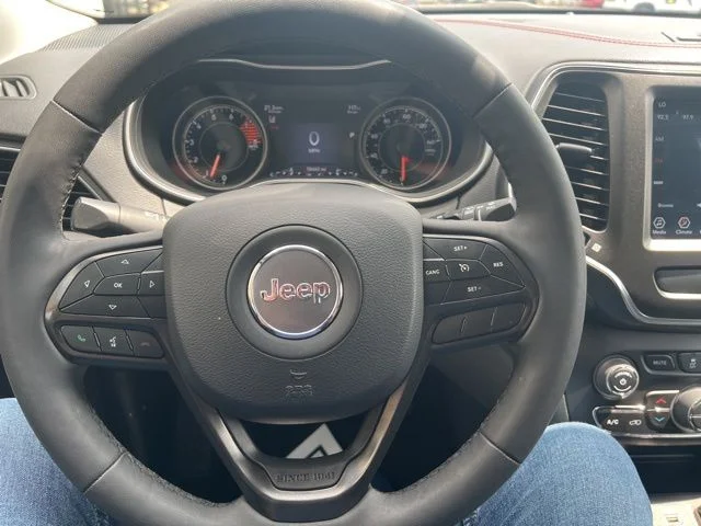 Used 2022 Black Jeep Trailhawk image 20