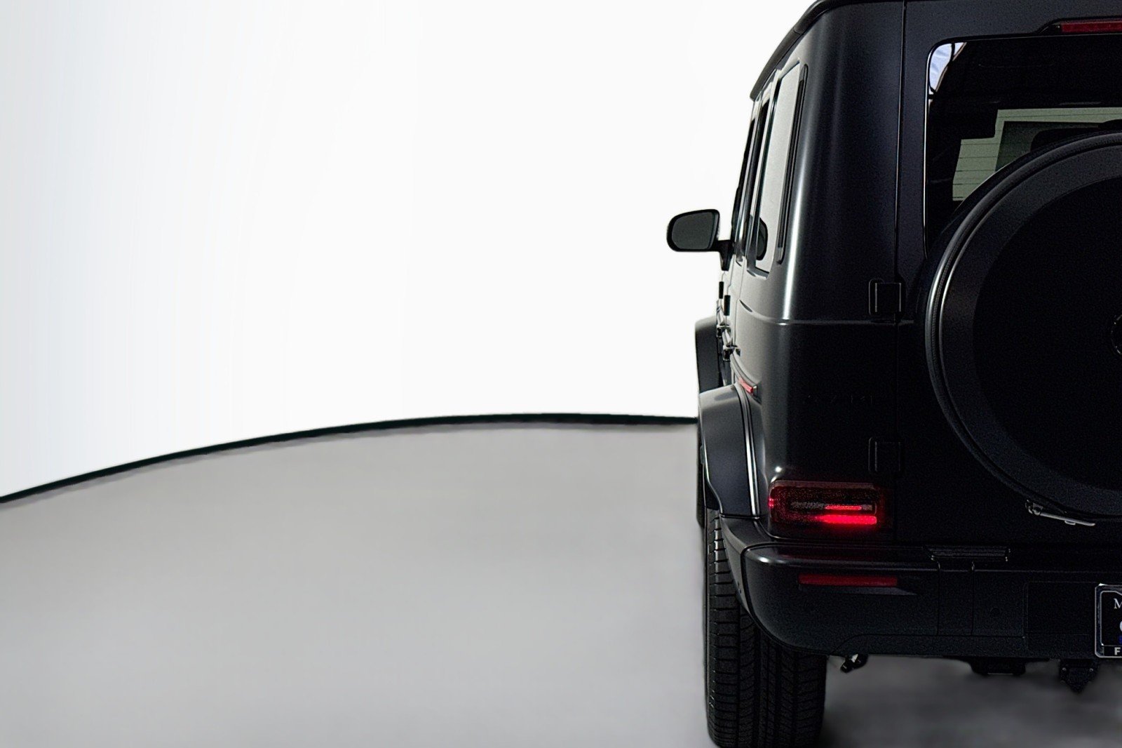Certified Used 2025 MANUFAKTUR Night Black magno Mercedes-Benz AMG® G 63 image 15