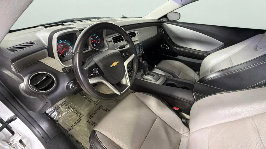 Used 2014 Summit White Chevrolet LT image 18