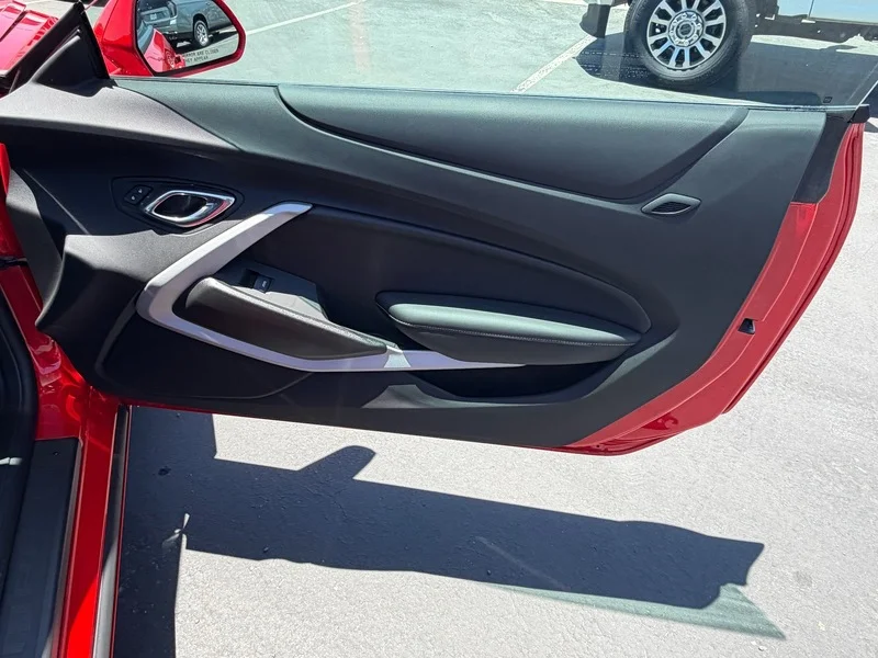 Used 2021 RED HOT Chevrolet 1LT image 16