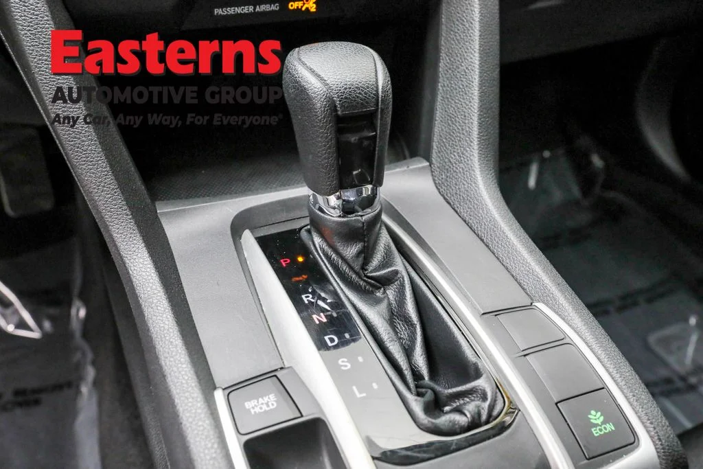 Used 2018 Silver Honda LX image 13