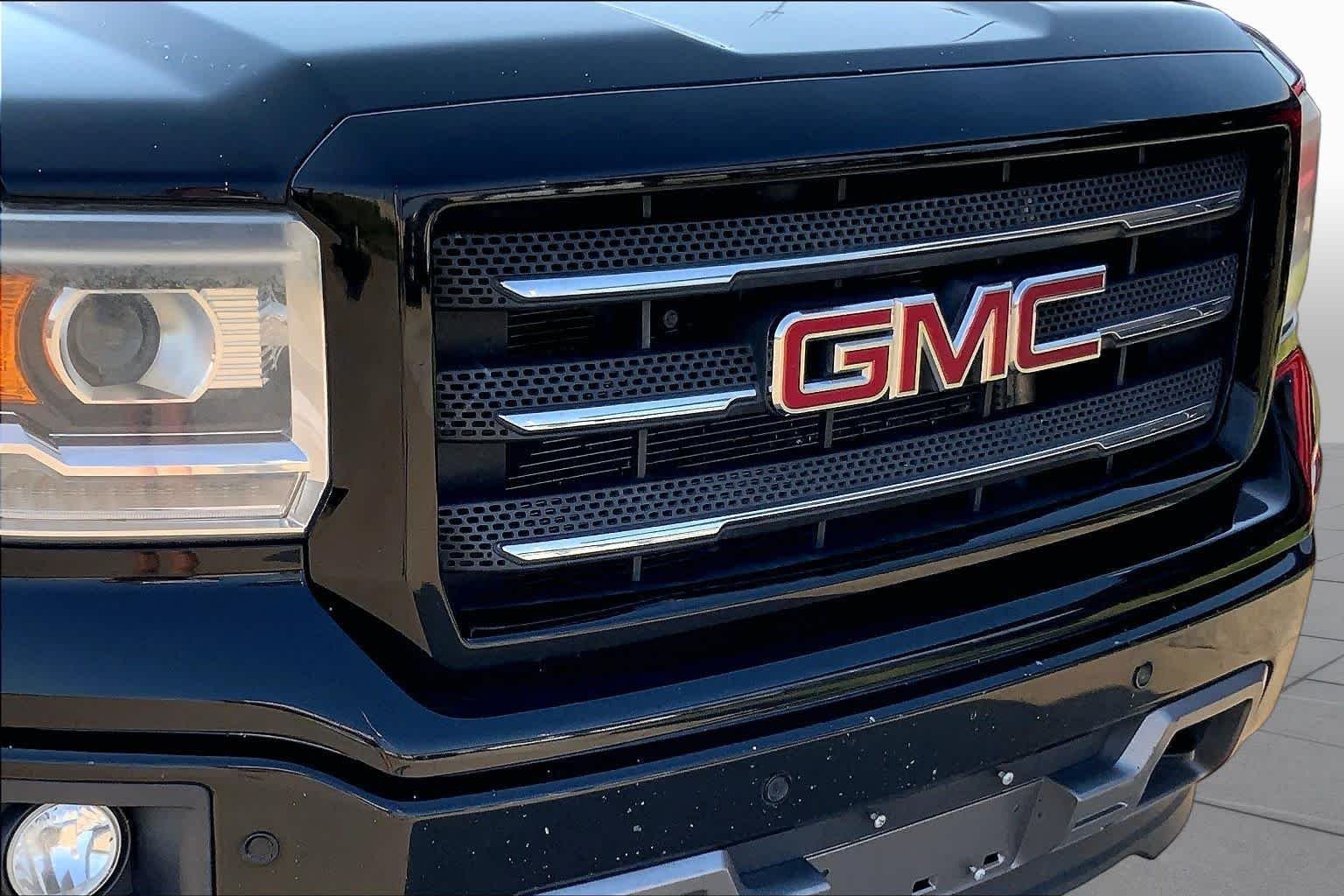 Used 2015 Onyx Black GMC SLT image 29