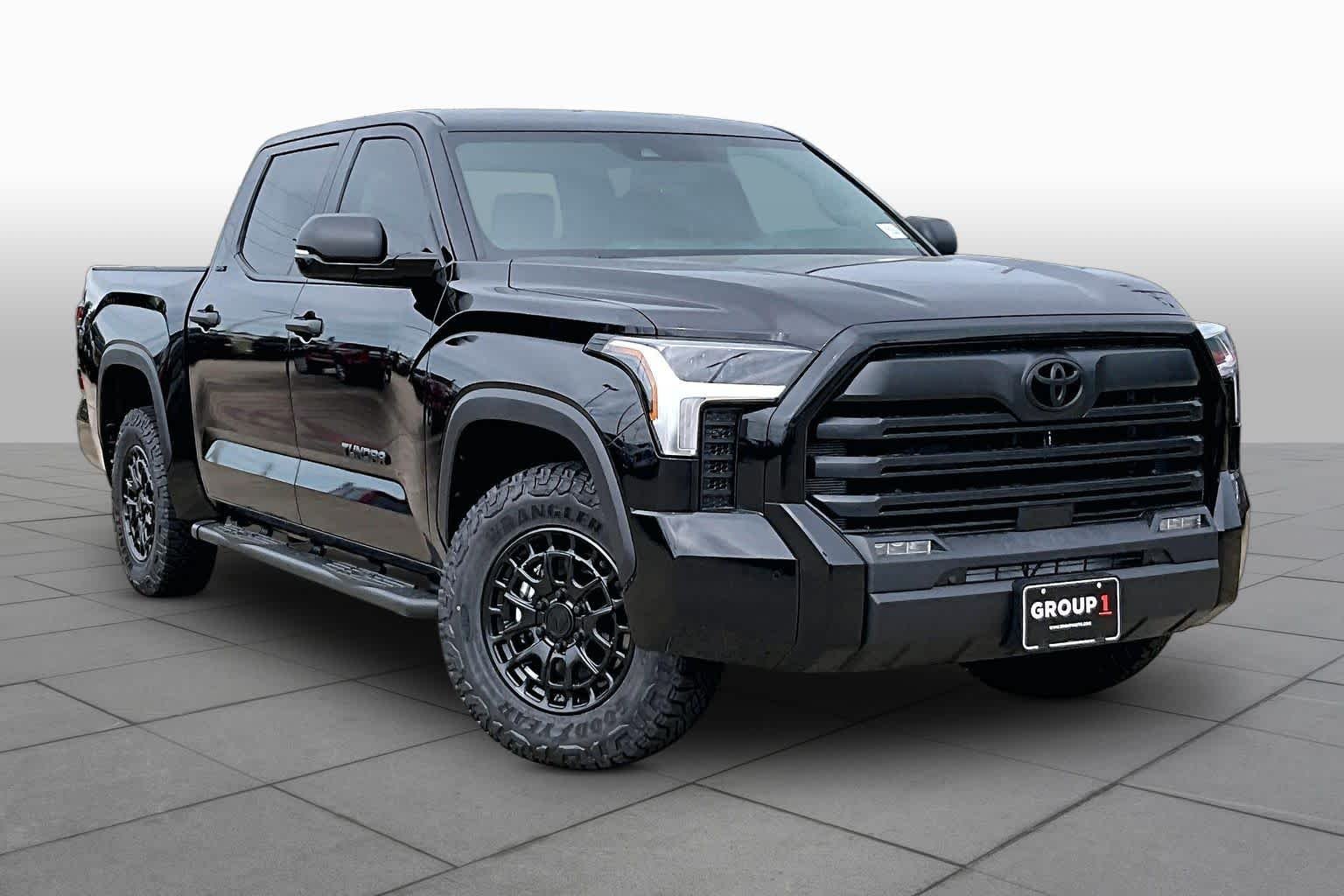 New 2026 Midnight Black Metallic Toyota SR5 image 2