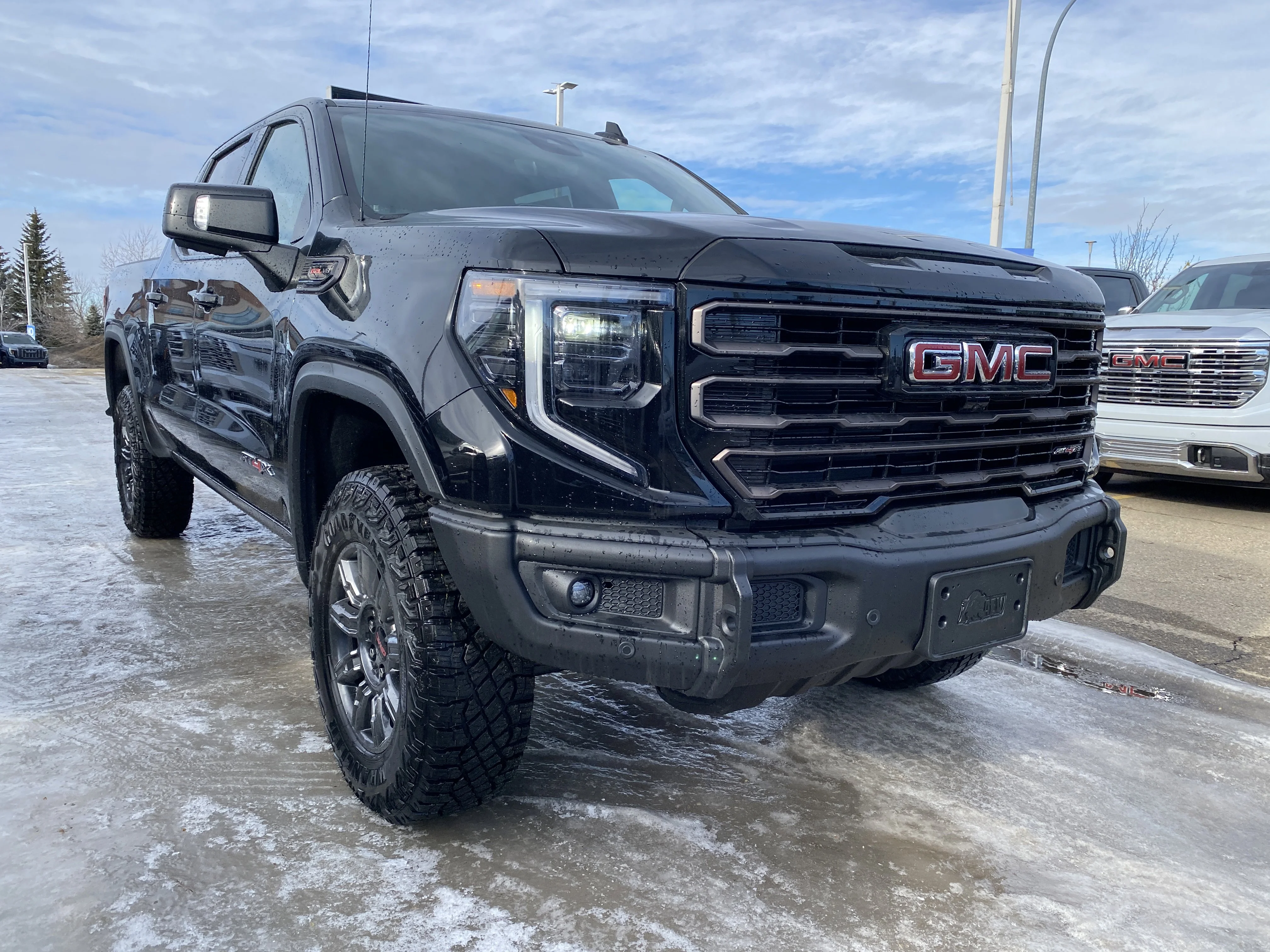 New 2026 ONYX BLACK GMC AT4X image 8