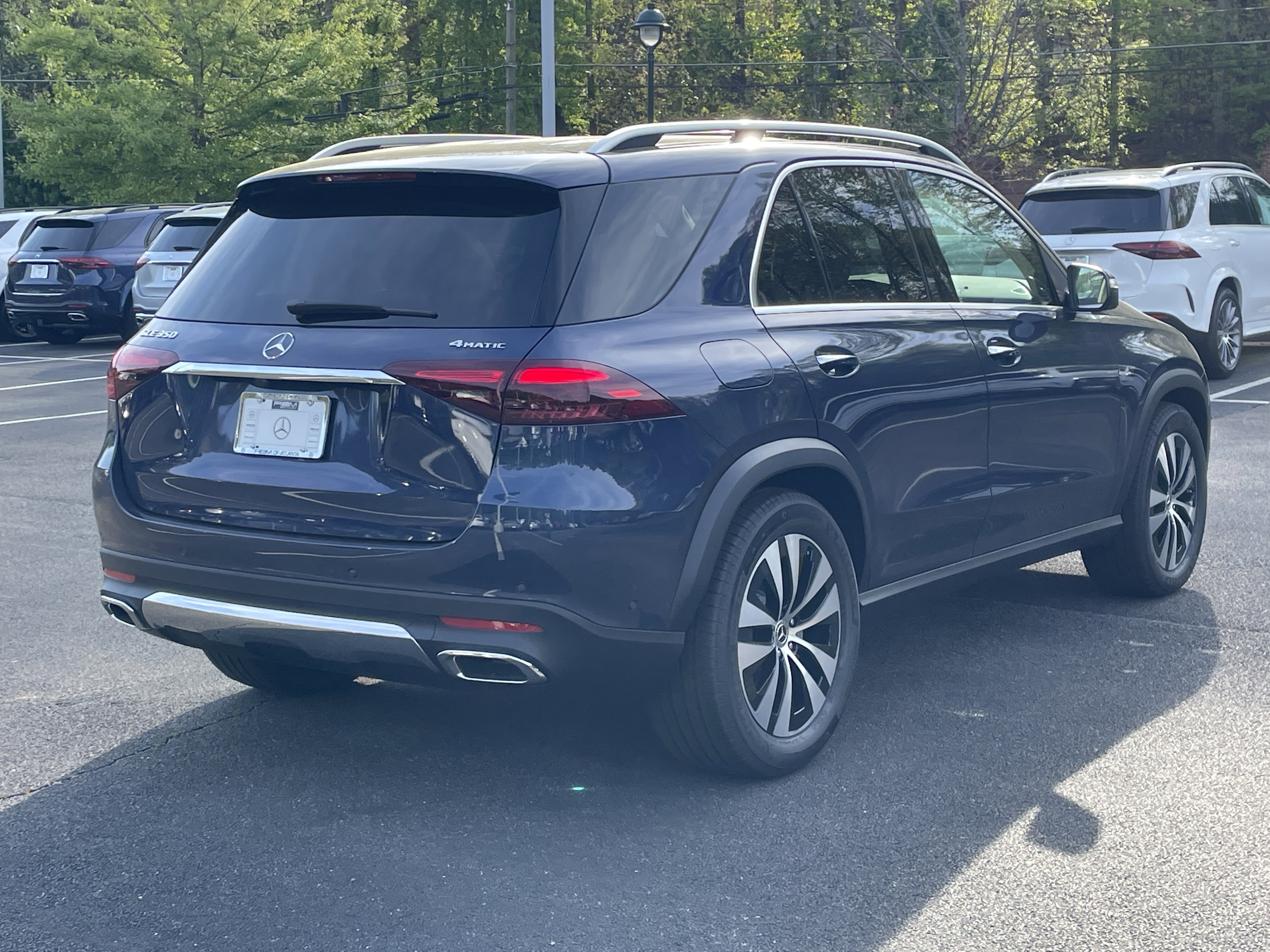New 2026 Twilight Blue Metallic Mercedes-Benz GLE 350 4MATIC® SUV image 6