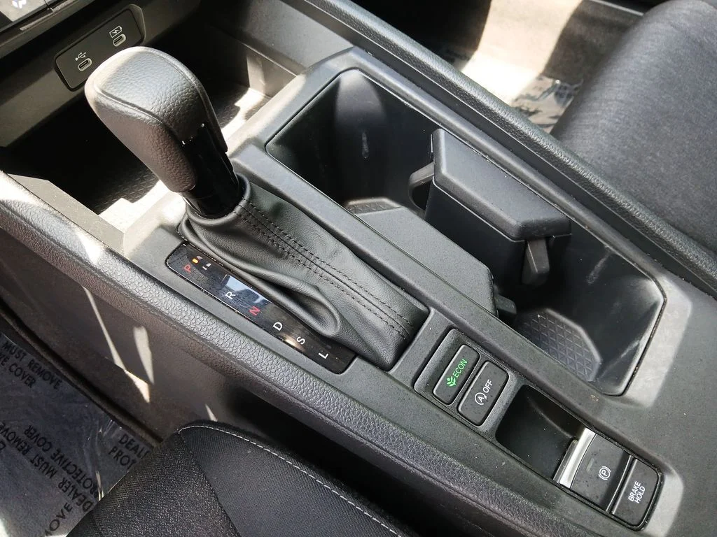 Used 2024 White Honda EX image 22