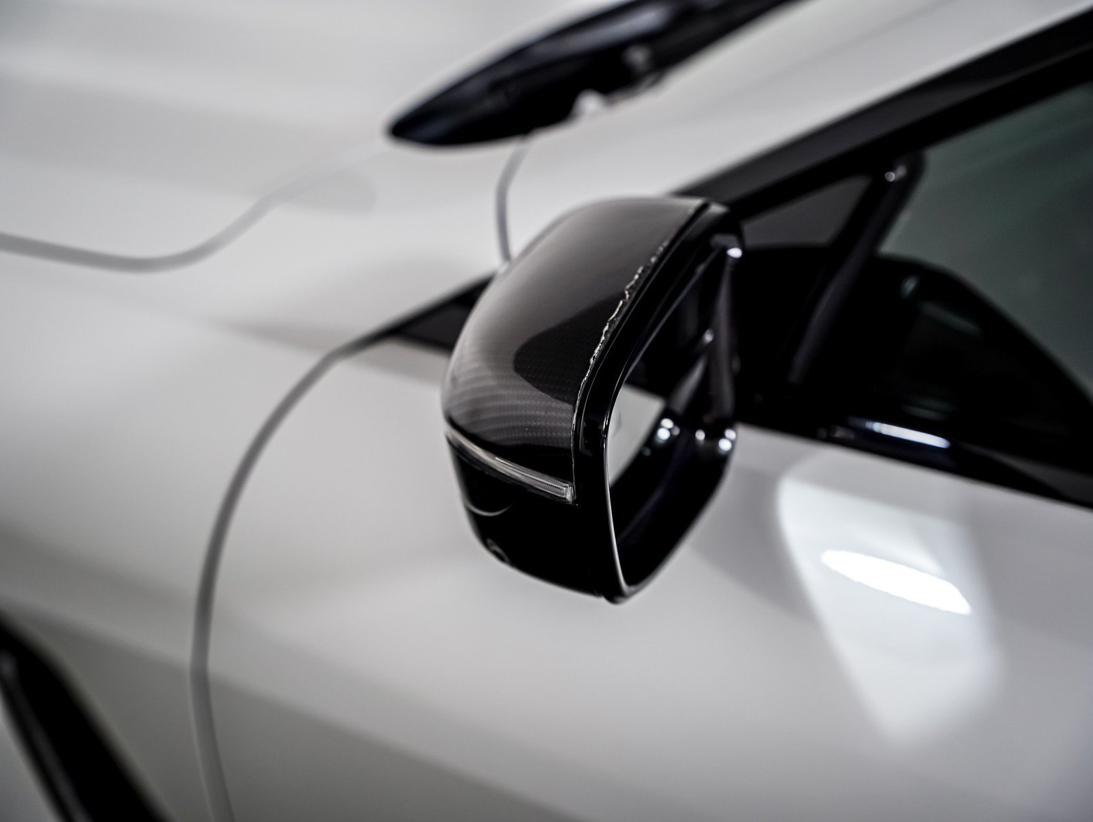 Used 2022 White BMW M850i image 22