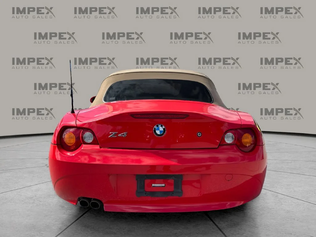 Used 2004  BMW 3.0i image 4