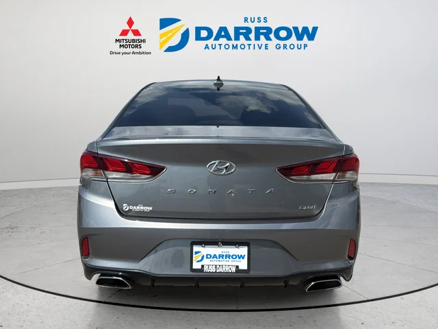 Used 2018 Gray Hyundai Sport image 4