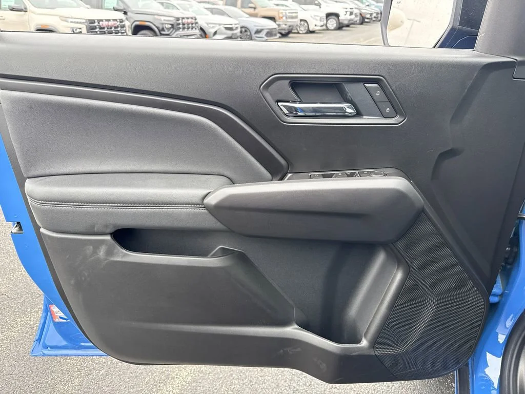 New 2026 Rapids Metallic GMC Elevation image 14