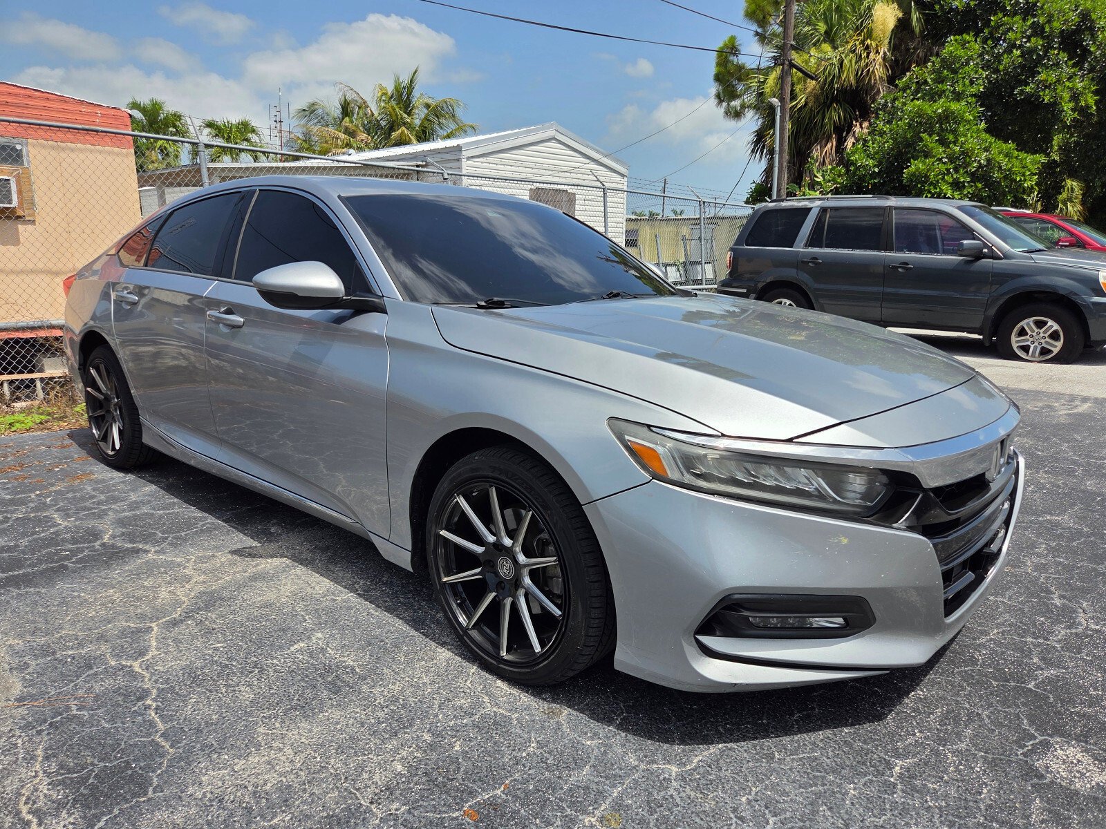 Used 2018  Honda EX-L Navi 1.5T image 2