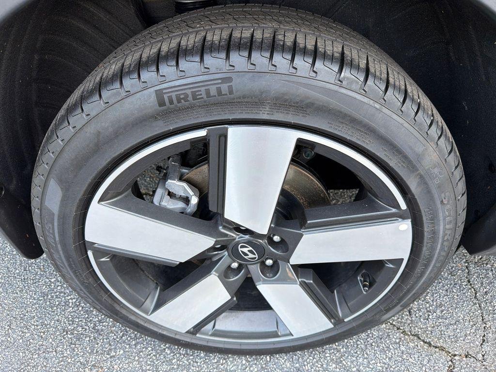 New 2026 Black Hyundai Limited image 17