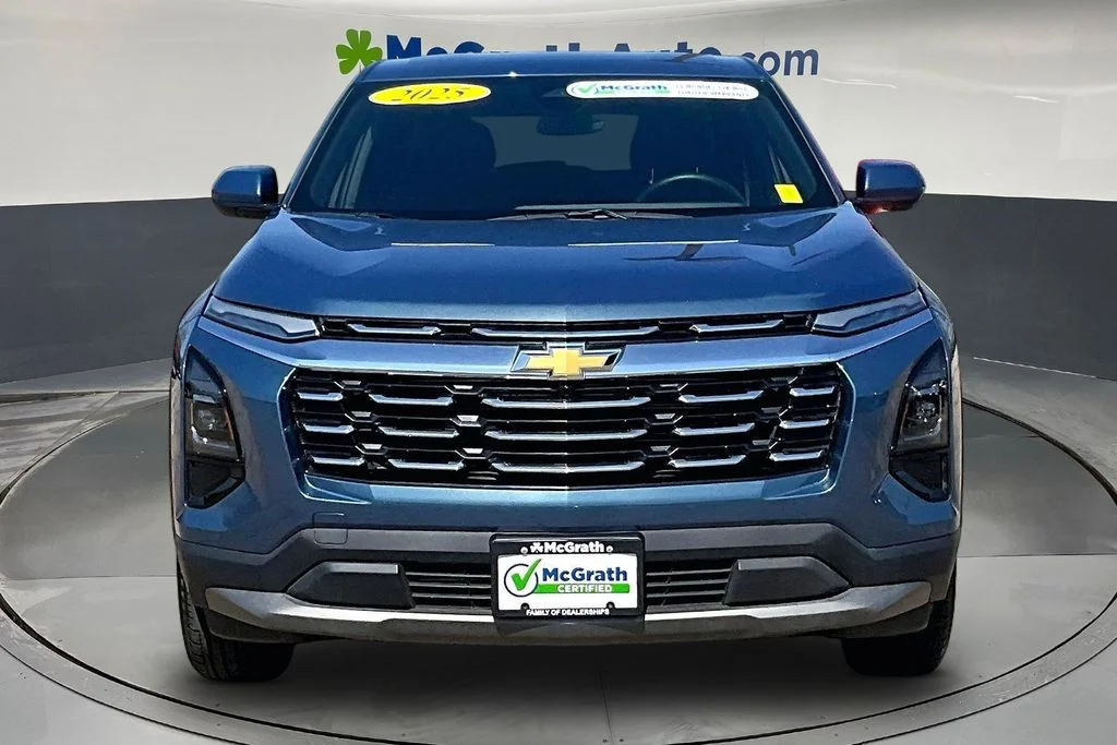 Used 2025 Blue Chevrolet LT image 2