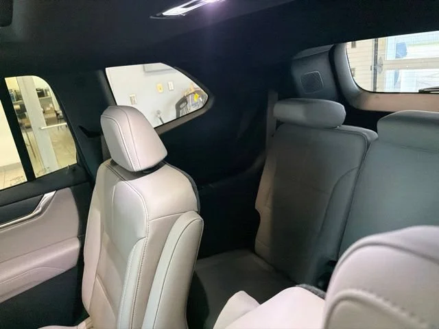 2026 GMC Acadia Elevation - Photo 30