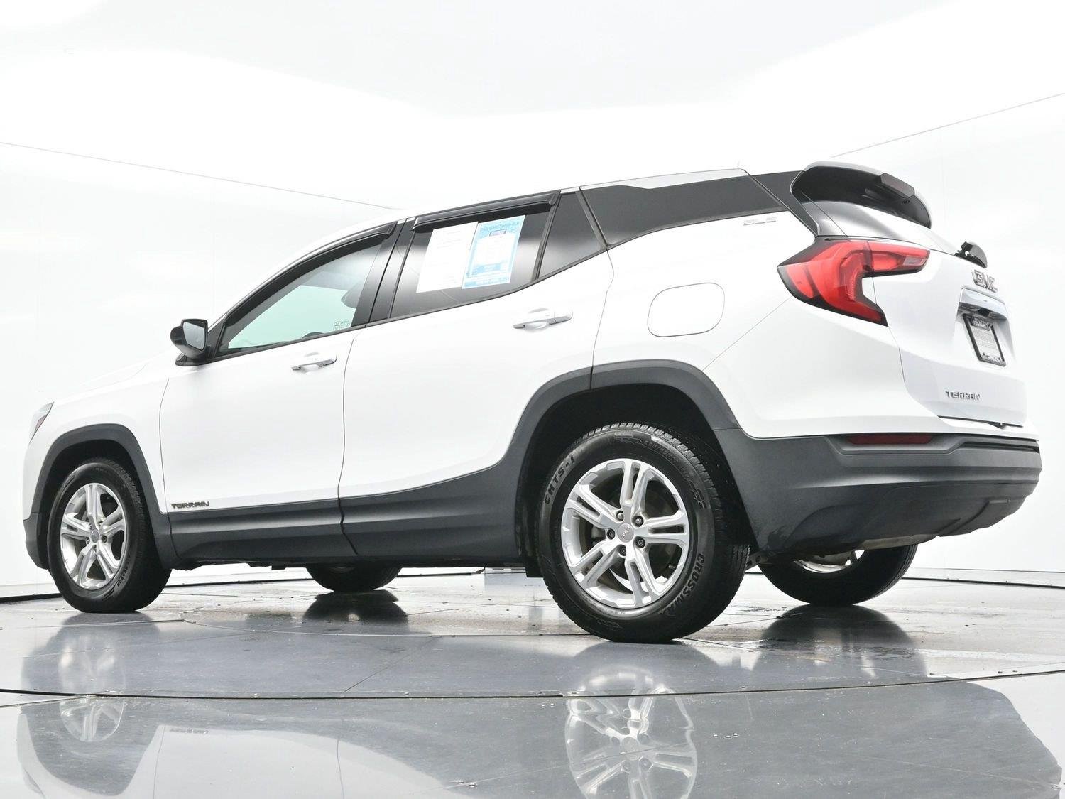 Used 2020 Summit White GMC SLE image 49