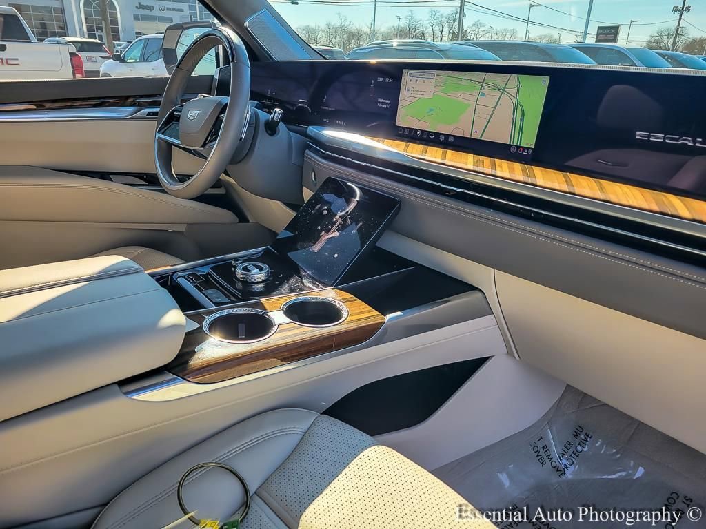 2025 CADILLAC ESCALADE - Image 25
