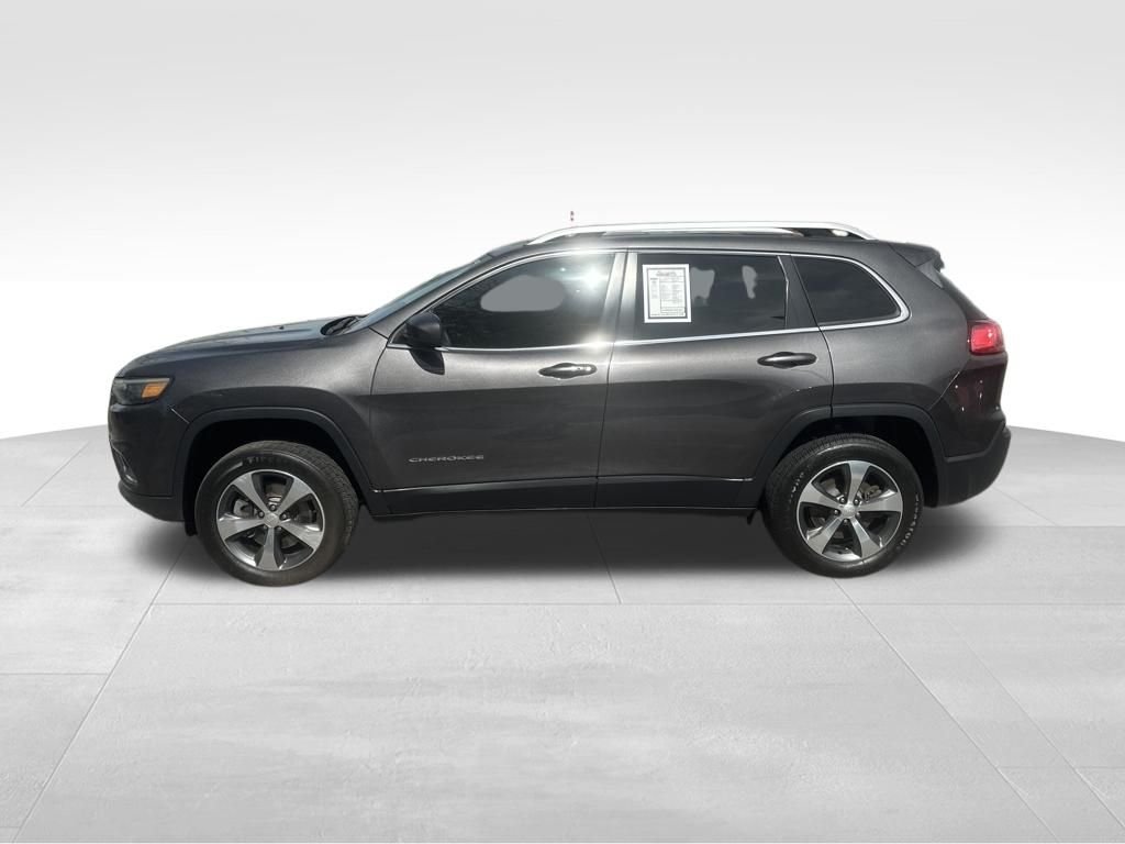 Used 2019 Gray Jeep Limited image 2