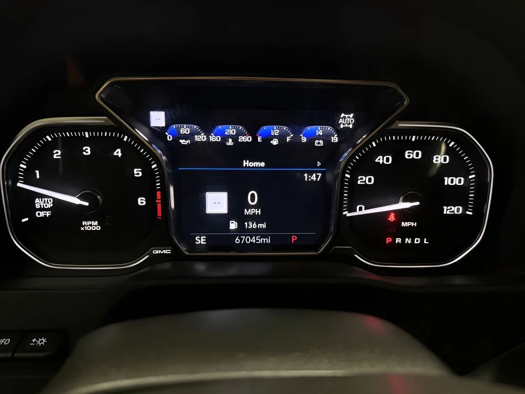 Used 2021 Black GMC AT4 image 21