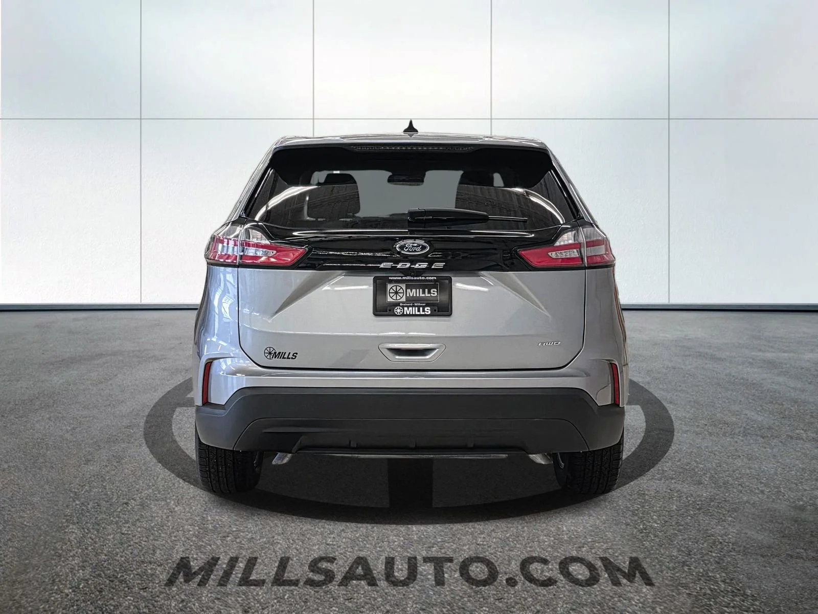 New 2024 Iconic Silver Metallic Ford SE image 6