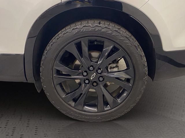 Used 2020 Silver Chevrolet RS image 38