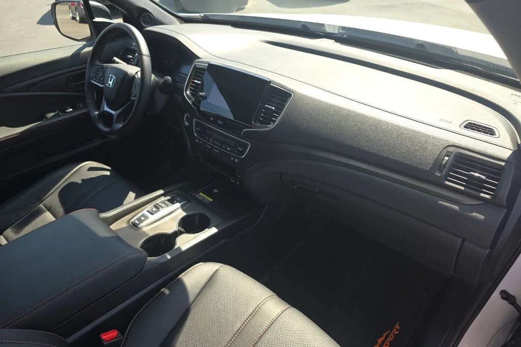 Used 2024  Honda TrailSport image 16