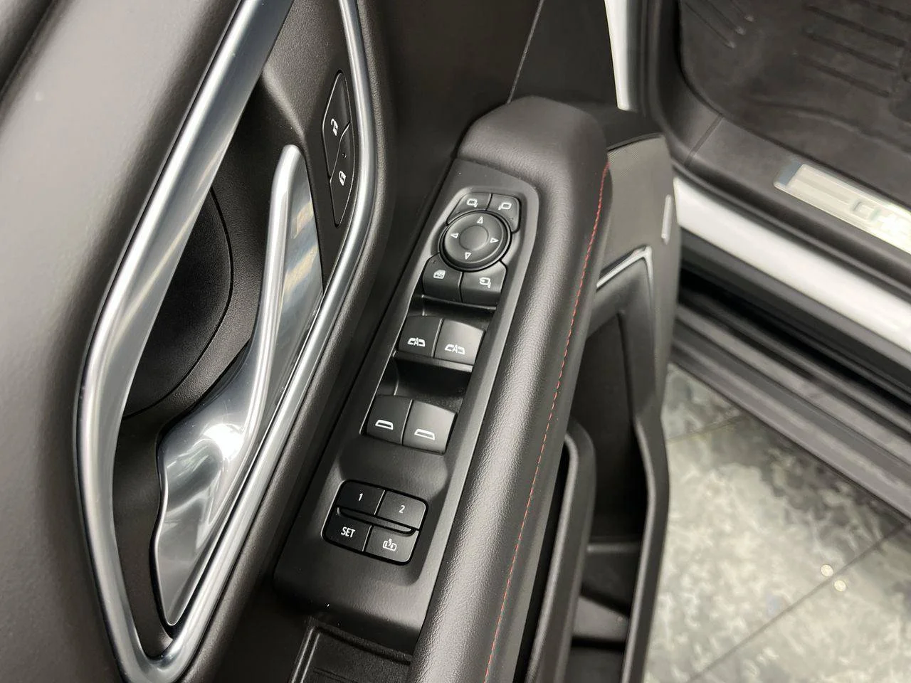 2023 Chevrolet Tahoe RST - Photo 10