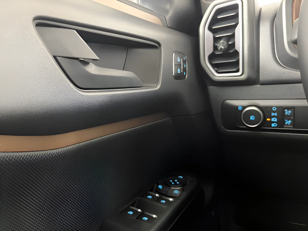 New 2026 Black Ford Outer Banks image 17