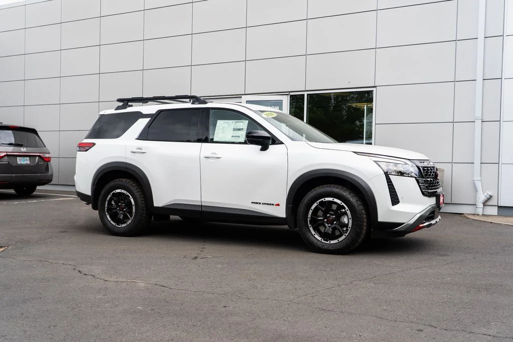 New 2026 Everest White Pearl TriCoat Nissan Rock Creek® image 28