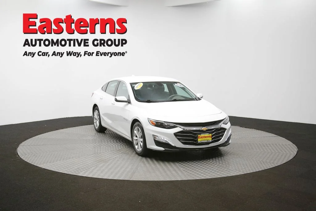 Used 2022 White Chevrolet LT image 47