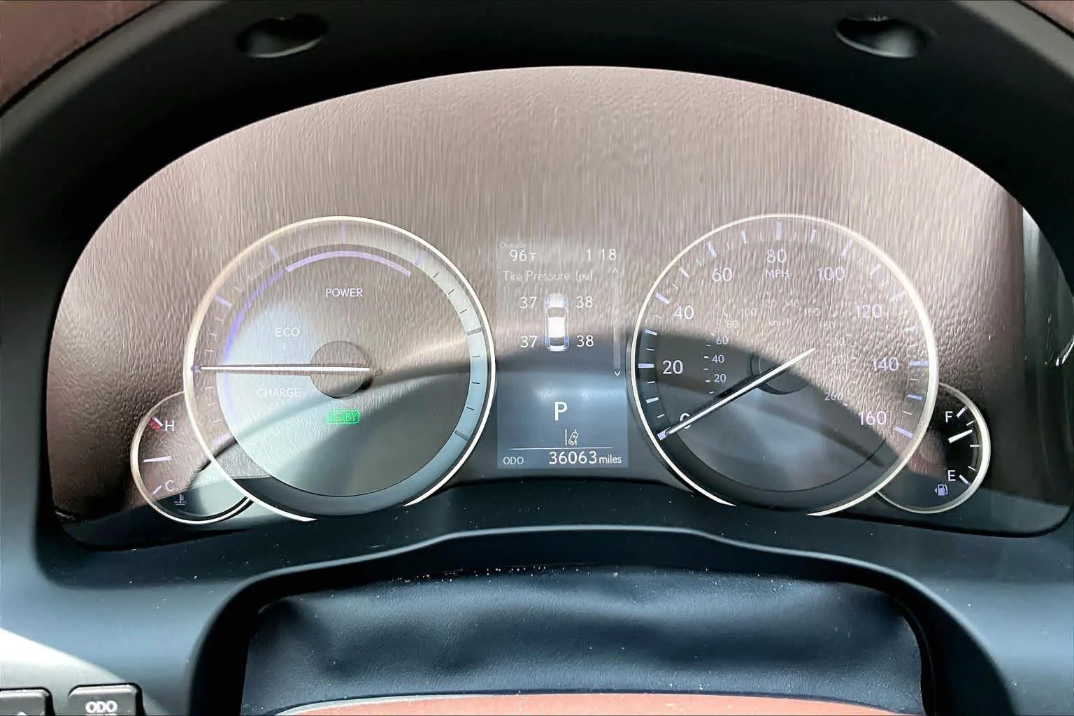 Used 2018 Eminent White Pearl Lexus  image 23