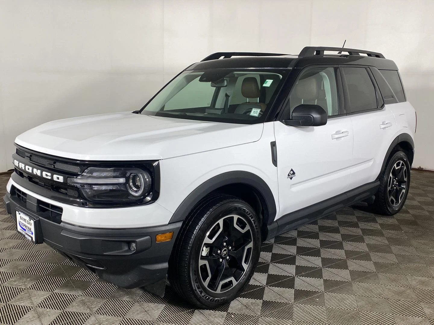 Used 2023 Oxford White Ford Outer Banks image 28