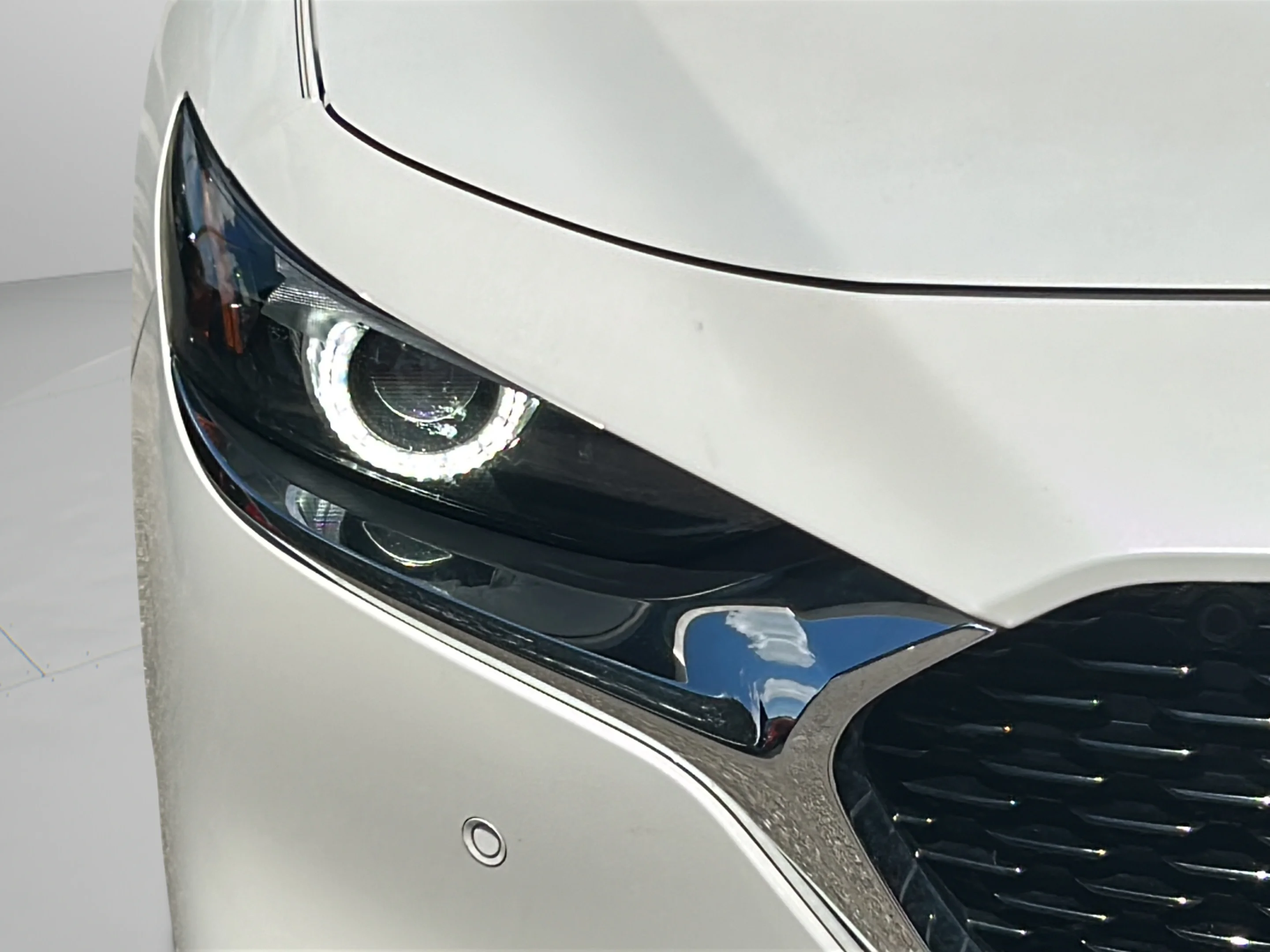 Used 2024 Snowflake White Pearl Mica Mazda 2.5 Turbo Premium Plus image 27