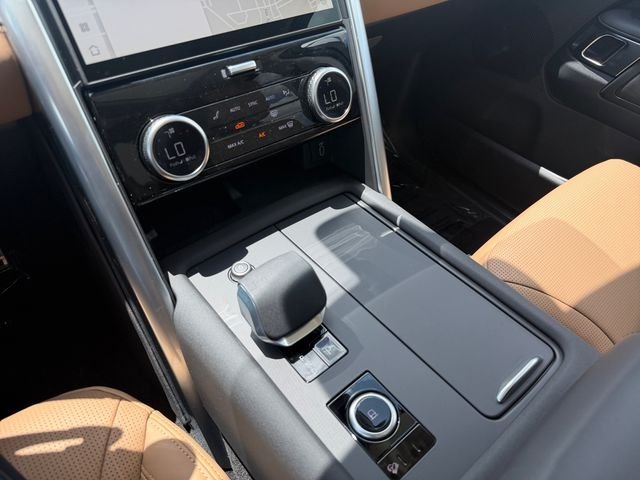 New 2026 Carpathian Grey Land Rover Tempest Edition image 24