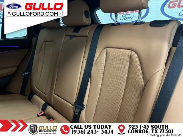 Used 2023 Phytonic Blue Metallic BMW sDrive30i image 13