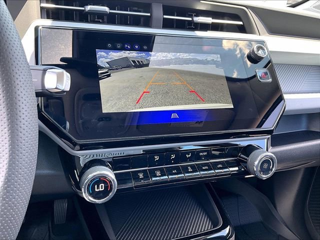 New 2027 Summit White Chevrolet LT image 24