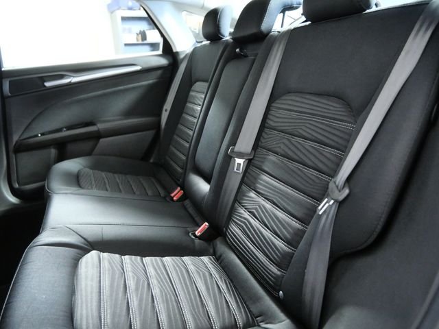 Used 2016 Silver Ford SE image 15